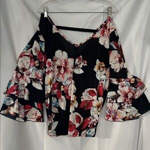 Unique Spectrum Floral Ruffle Sleeve Blouse